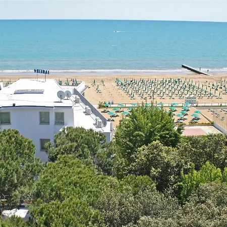 Hotel Janeiro Frontemare 3*