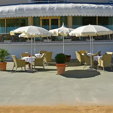Janeiro Frontemare Hotel