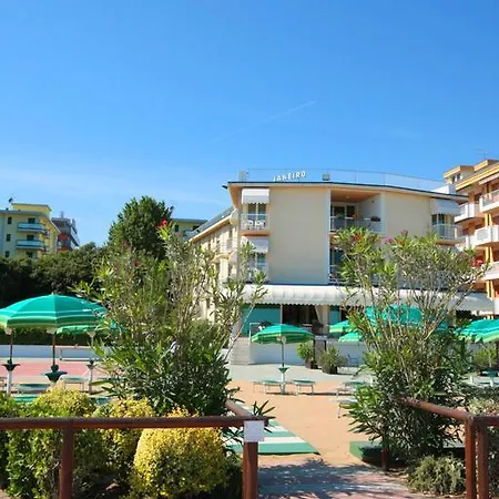 Hotel Janeiro Frontemare 3*