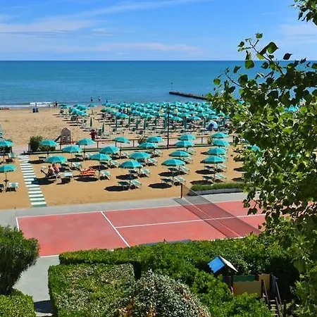 Hotell Janeiro Frontemare 3*